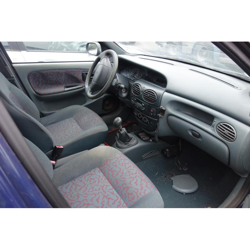 Boitier de prechauffage RENAULT MEGANE 1 Photo n°8