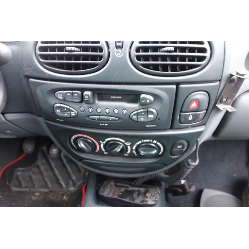 Boitier de prechauffage RENAULT MEGANE 1 Photo n°11
