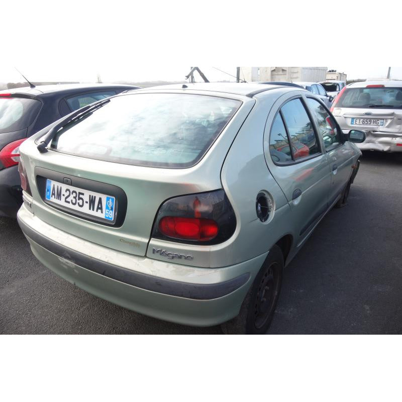 Boitier de prechauffage RENAULT MEGANE 1 Photo n°6