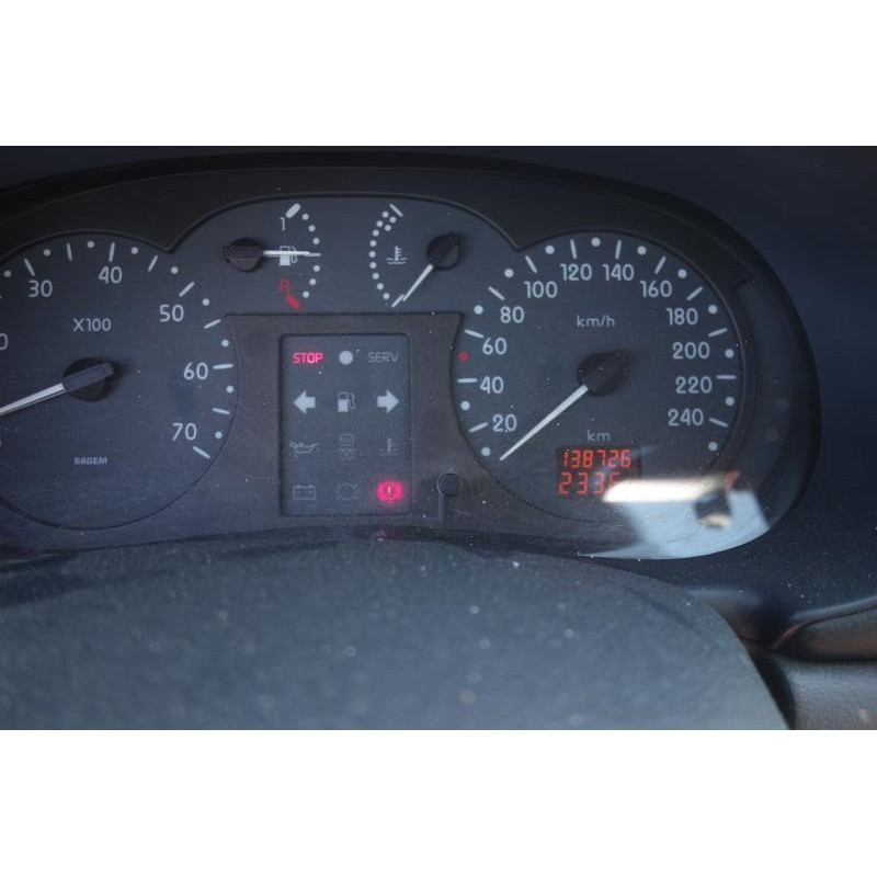 Interrupteur de leve vitre avant gauche RENAULT CLIO 2 Photo n°11