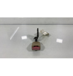 Attache ceinture arriere droit PEUGEOT 407 Photo n°1