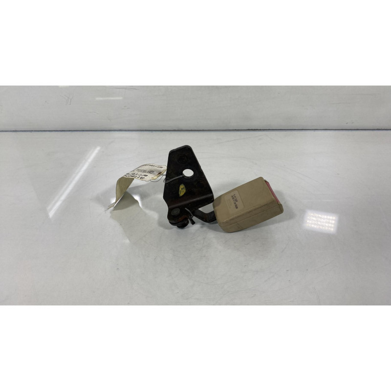 Attache ceinture arriere droit PEUGEOT 407 Photo n°2
