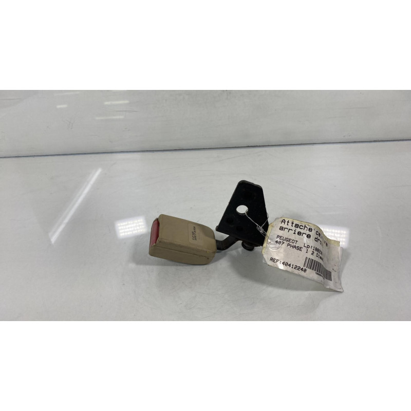 Attache ceinture arriere droit PEUGEOT 407 Photo n°3