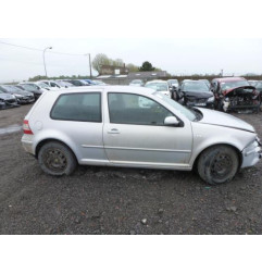 Attache ceinture arriere droit VOLKSWAGEN GOLF 4