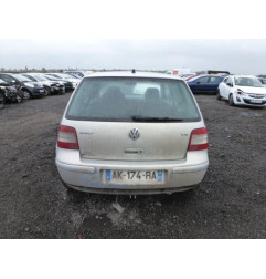 Attache ceinture arriere droit VOLKSWAGEN GOLF 4