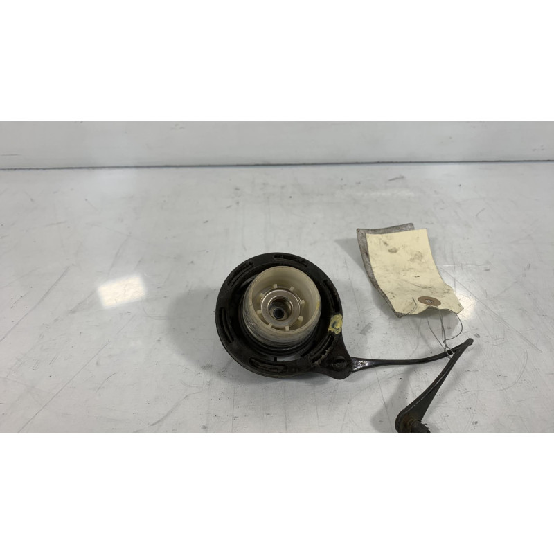 Bouchon de carburant KIA SHUMA 2 Photo n°3