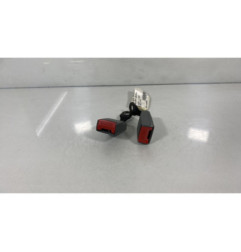 Attache ceinture arriere gauche PEUGEOT 806