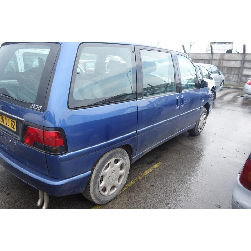 Attache ceinture arriere gauche PEUGEOT 806 Photo n°9
