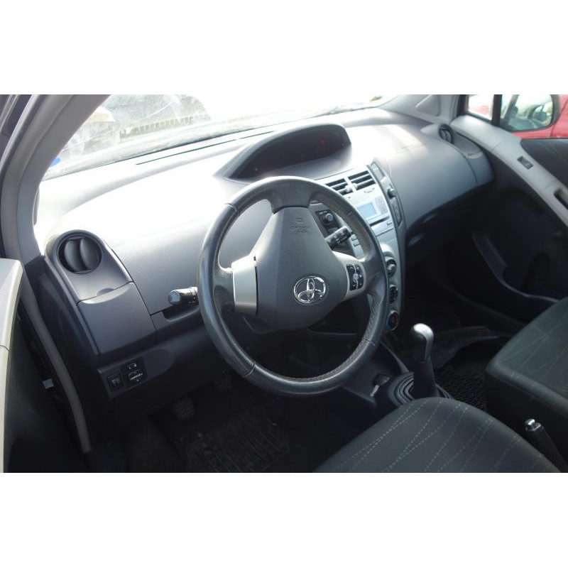 Cremaillere assistee TOYOTA YARIS 2 Photo n°5