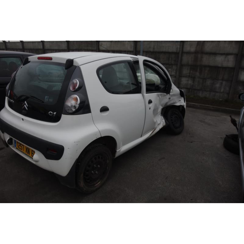 Attache ceinture arriere gauche CITROEN C1 1 Photo n°7