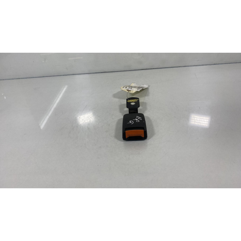 Attache ceinture arriere gauche VOLKSWAGEN SHARAN 1 Photo n°1
