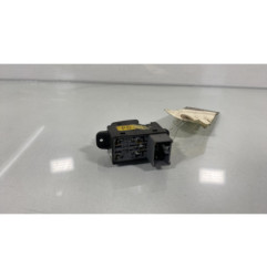 Interrupteur de leve vitre avant droit CHEVROLET AVEO 1