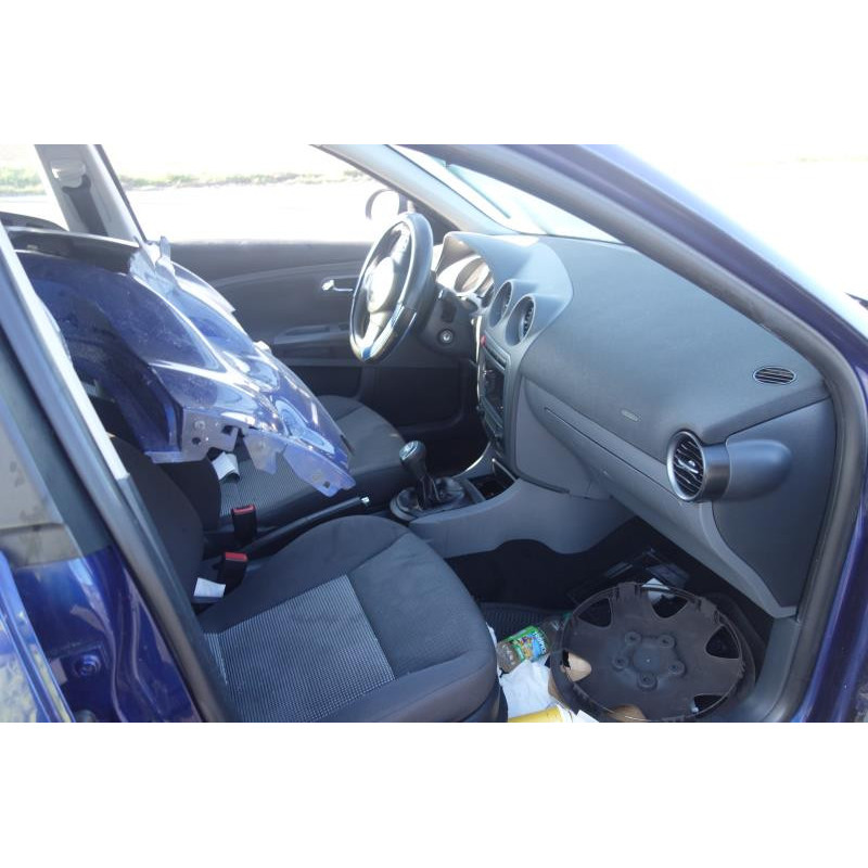 Pretensionneur de ceinture avant gauche SEAT IBIZA 3 Photo n°15