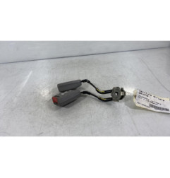 Attache ceinture arriere centrale VOLKSWAGEN GOLF 4