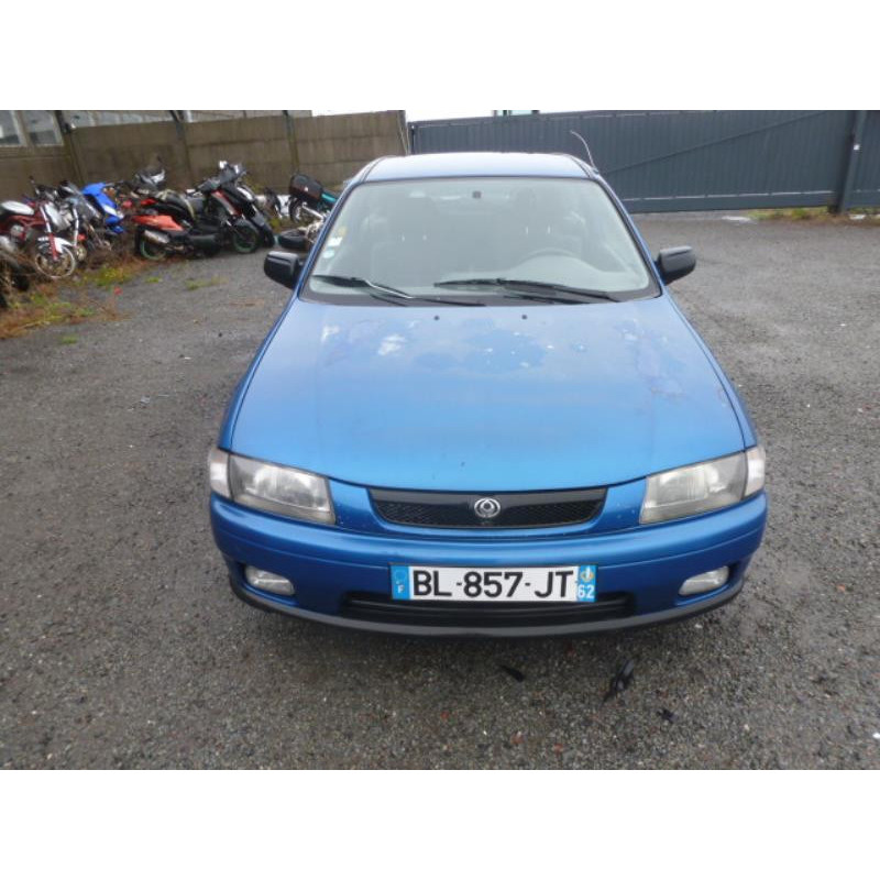 Custode arriere gauche MAZDA 323 6 Photo n°1