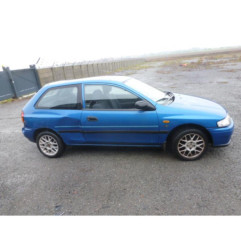Custode arriere gauche MAZDA 323 6
