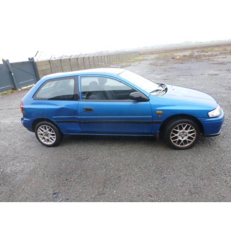 Custode arriere gauche MAZDA 323 6 Photo n°2