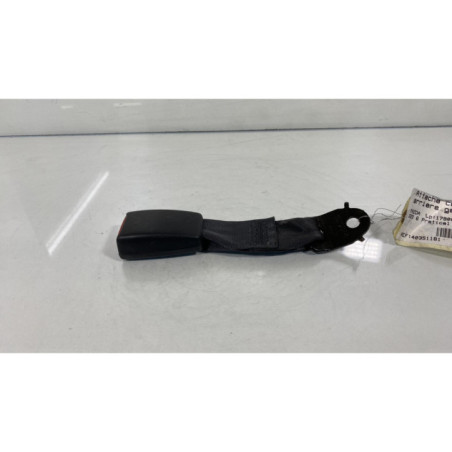 Attache ceinture arriere gauche MAZDA 323 6 Photo n°1