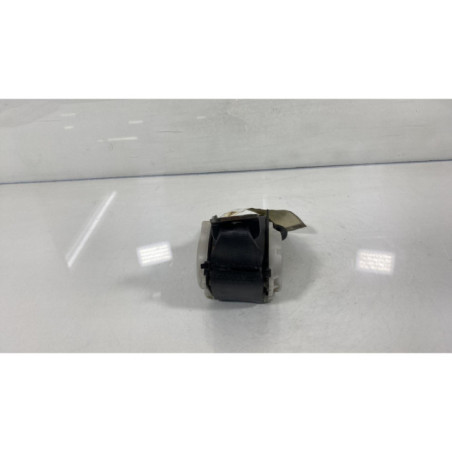 Ceinture arriere droit MAZDA 323 6 Photo n°1
