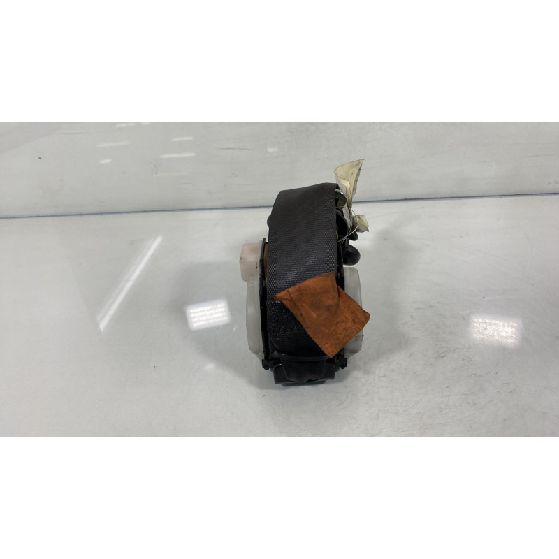 Ceinture arriere gauche MAZDA 323 6 Photo n°3