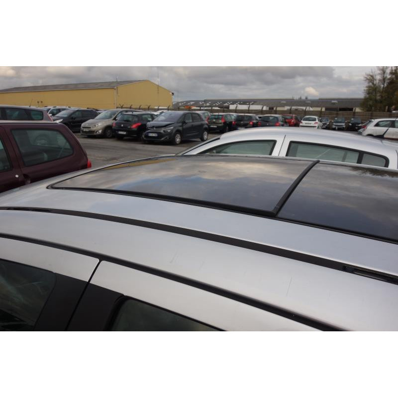 Ceinture arriere droit OPEL ASTRA H Photo n°8