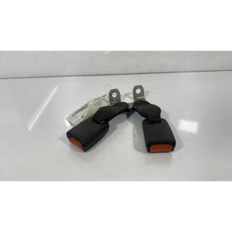 Attache ceinture arriere droit FORD FIESTA 5 Photo n°1