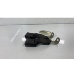 Attache ceinture arriere droit FORD FIESTA 5