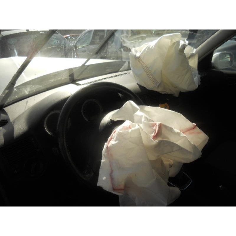 Serrure arriere gauche VOLKSWAGEN GOLF 4 Photo n°9