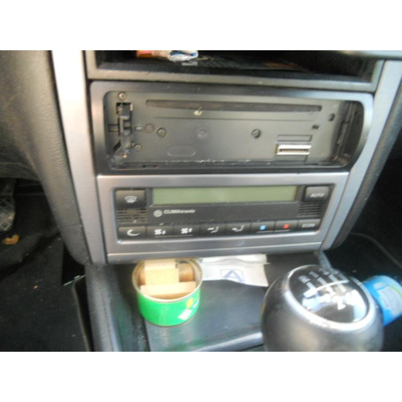Serrure arriere gauche VOLKSWAGEN GOLF 4 Photo n°10