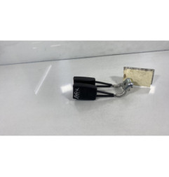 Attache ceinture arriere gauche SEAT CORDOBA 2