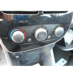 Fermeture de capot RENAULT CLIO 4
