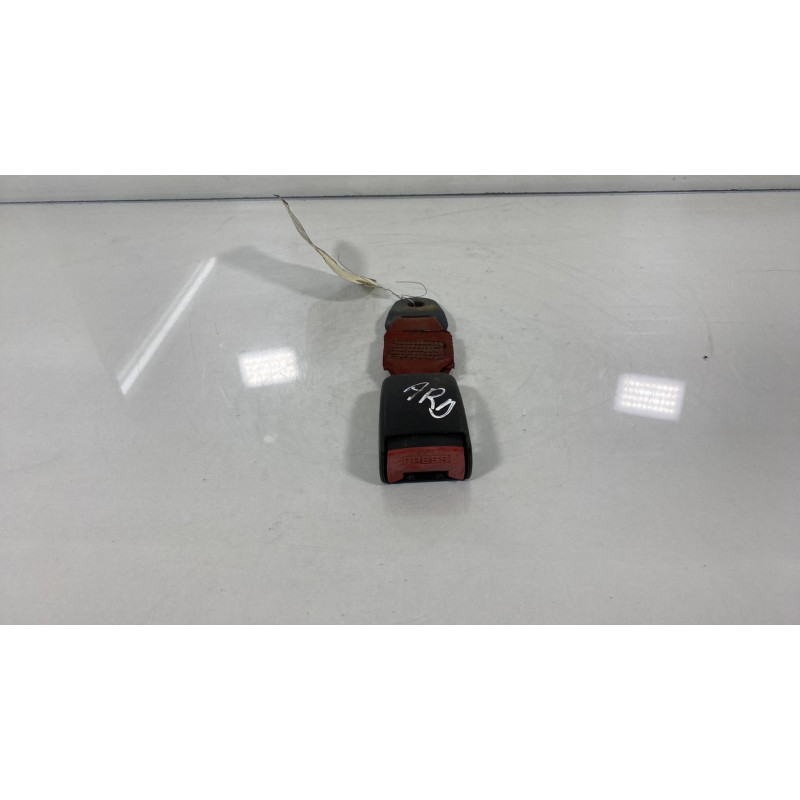 Attache ceinture arriere droit CITROEN BERLINGO 1 Photo n°2