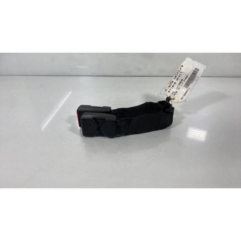 Attache ceinture arriere droit OPEL ASTRA G Photo n°3