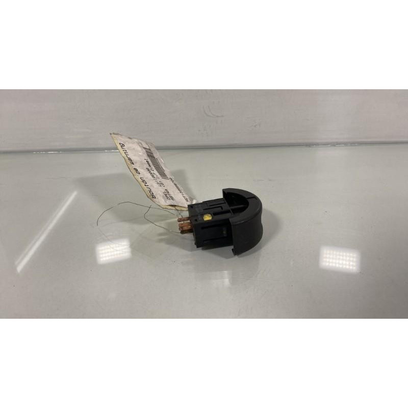 Bouton de warning OPEL ASTRA G Photo n°2