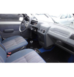 Vitre arriere droit PEUGEOT 205