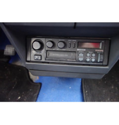Vitre arriere droit PEUGEOT 205