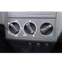 Vitre arriere droit PEUGEOT 205