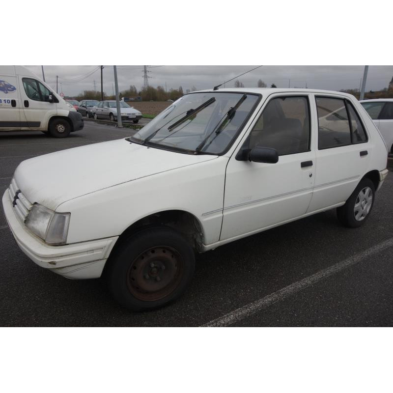 Leve vitre mecanique avant droit PEUGEOT 205 Photo n°2