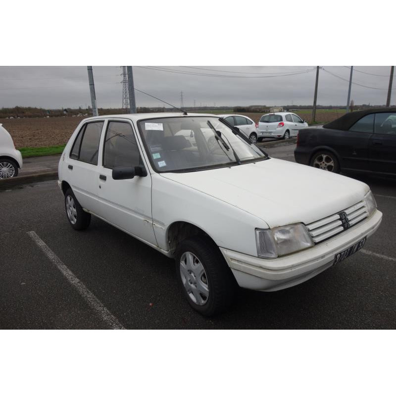 Leve vitre mecanique avant droit PEUGEOT 205 Photo n°3