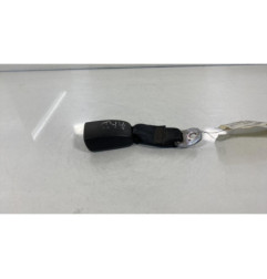 Attache ceinture arriere gauche TOYOTA AYGO 1