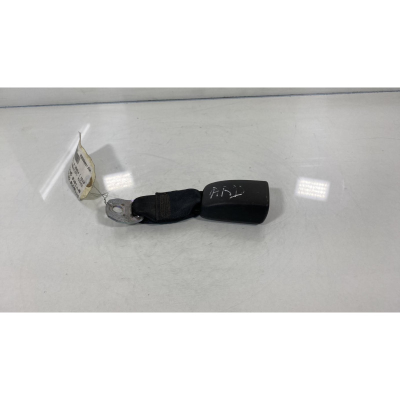 Attache ceinture arriere gauche TOYOTA AYGO 1 Photo n°3