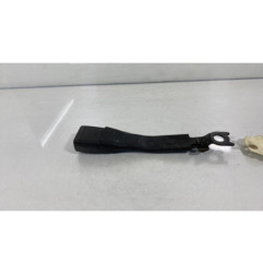 Attache ceinture avant droit TOYOTA AYGO 1 Photo n°1