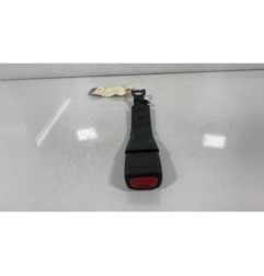 Attache ceinture avant droit TOYOTA AYGO 1