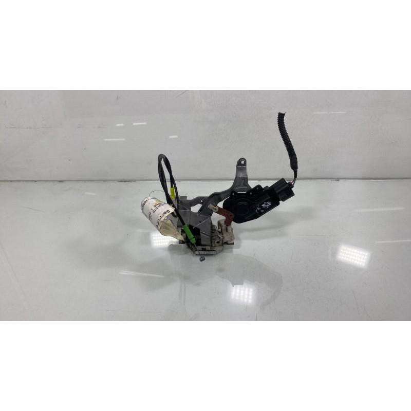 Serrure arriere droit TOYOTA AYGO 1 Photo n°2