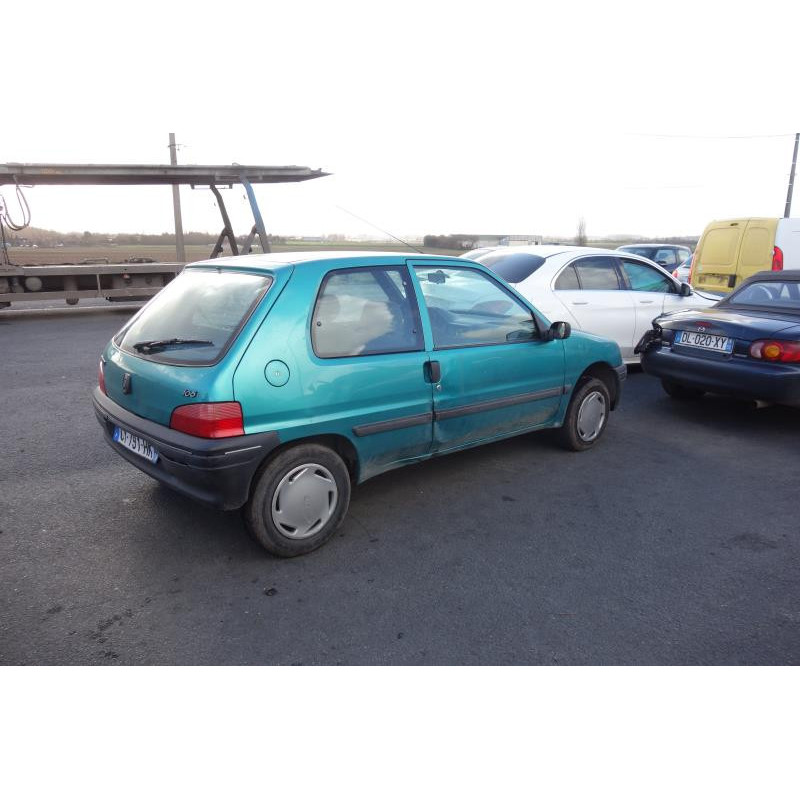 Ceinture arriere droit PEUGEOT 106 Photo n°5