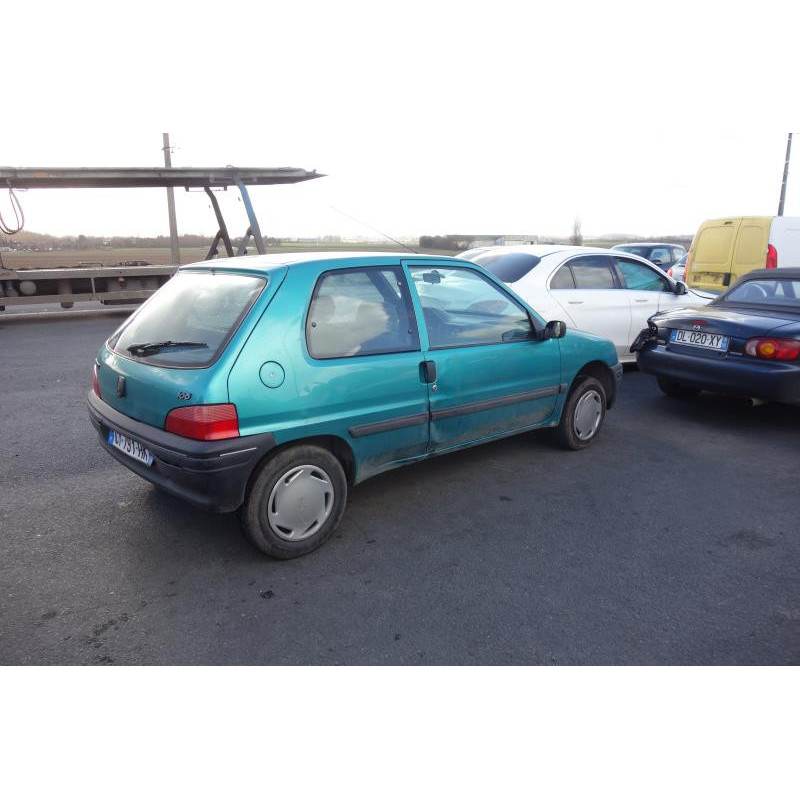 Ceinture arriere droit PEUGEOT 106 Photo n°6