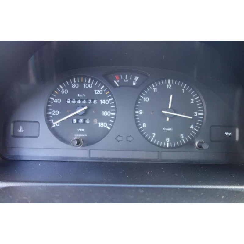 Ceinture arriere droit PEUGEOT 106 Photo n°9