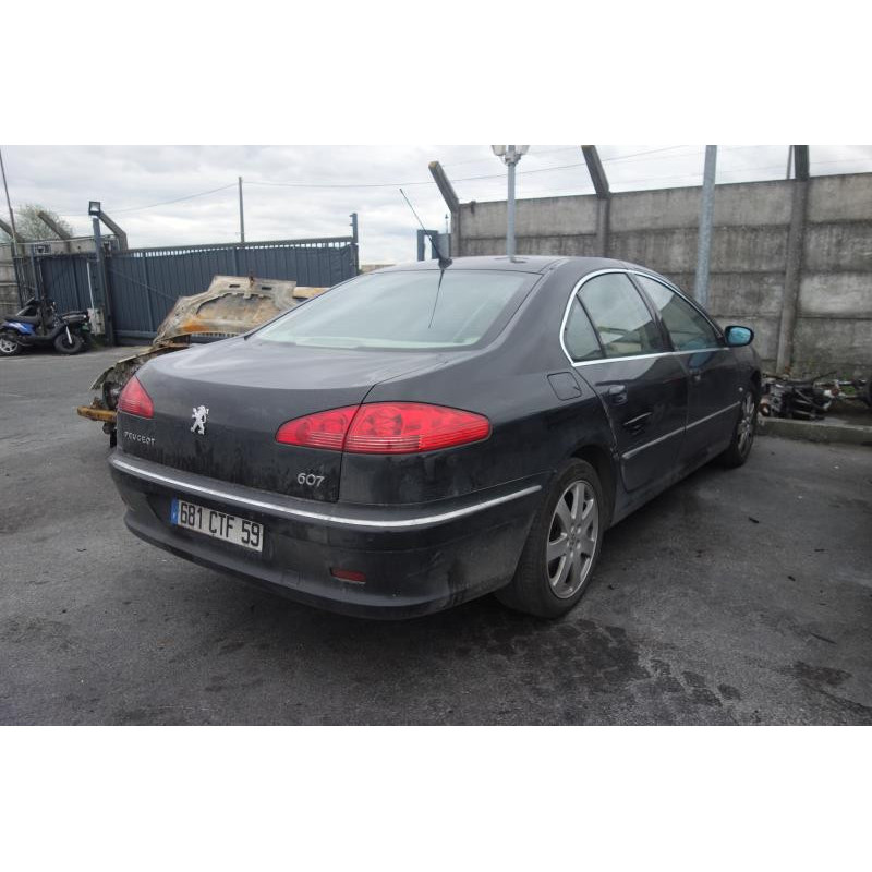 Attache ceinture avant droit PEUGEOT 607 Photo n°6