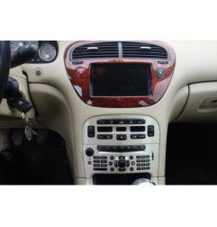 Attache ceinture avant droit PEUGEOT 607