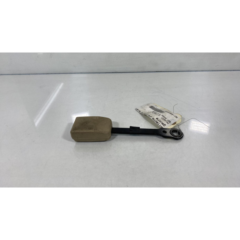 Attache ceinture avant gauche PEUGEOT 607 Photo n°1